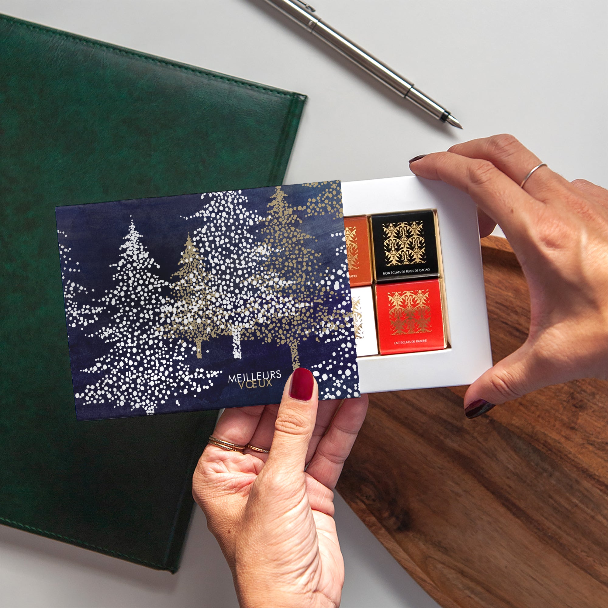 Forêt étincelante | Vœux professionnels • Carte chocolats • Chocolats photo N° 2