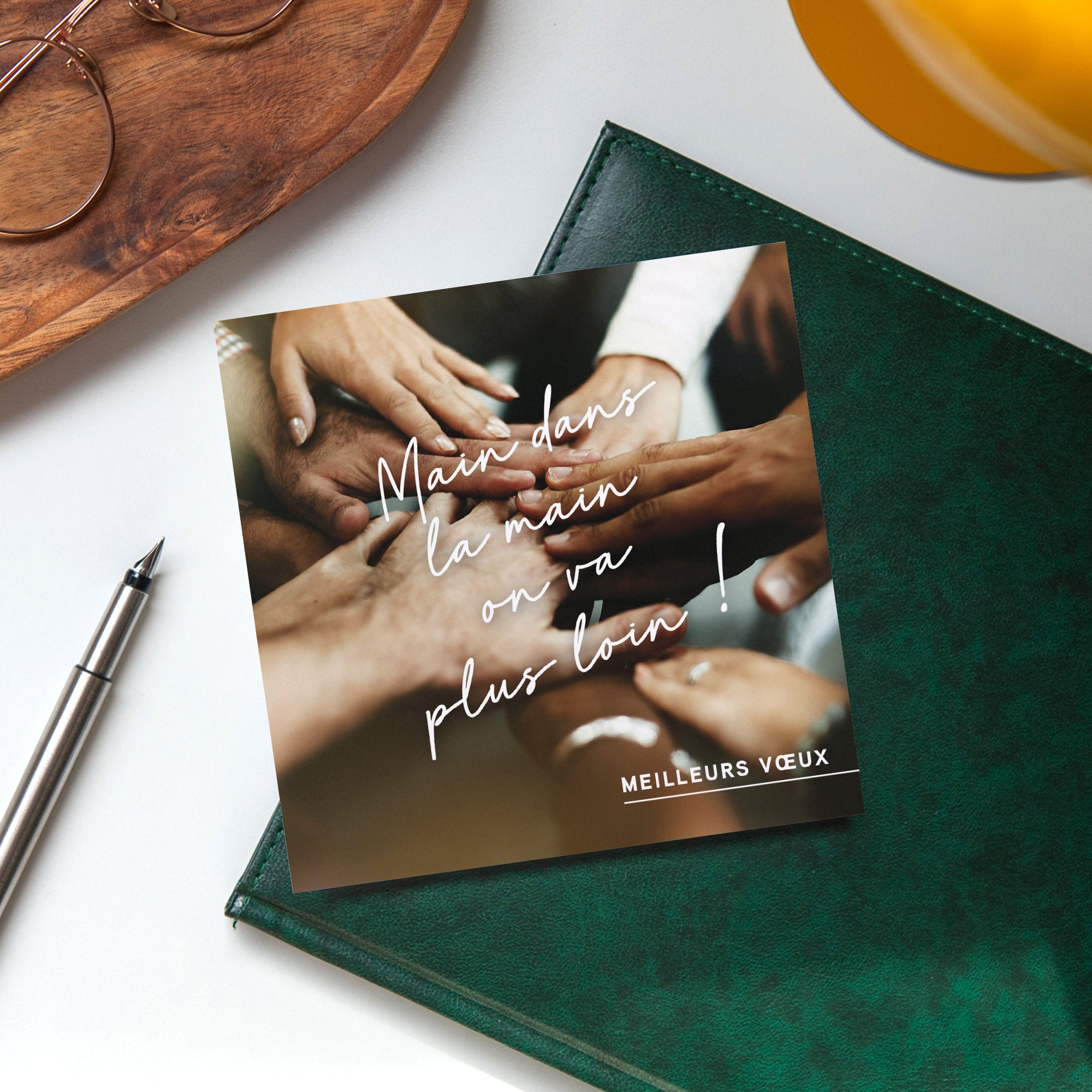 Main dans la main | Vœux professionnels • Carte de voeux • Carré photo N° 4