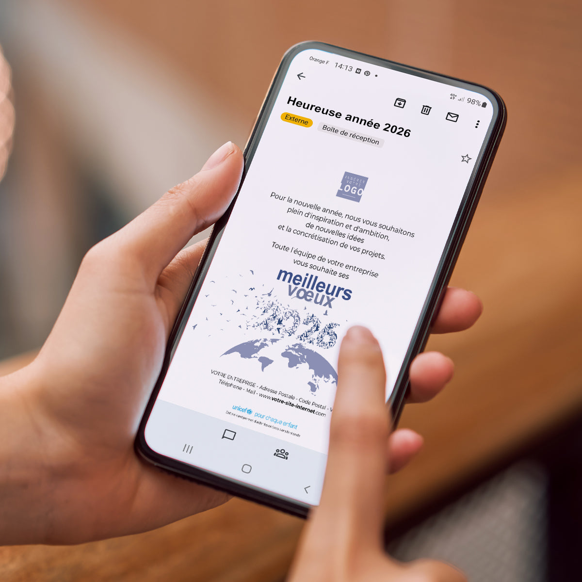 Pour chaque enfant, un avenir | Vœux professionnels • Carte virtuelle • eCard Image photo N° 1
