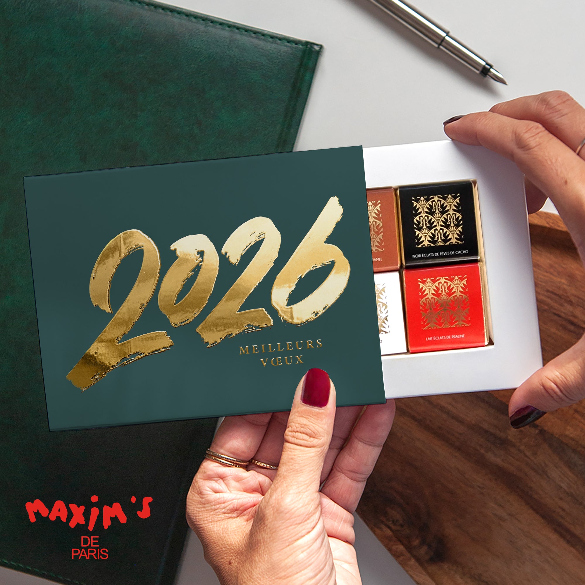 Dorures d’avenir | Vœux professionnels • Carte chocolats • Maxim's de Paris photo N° 1