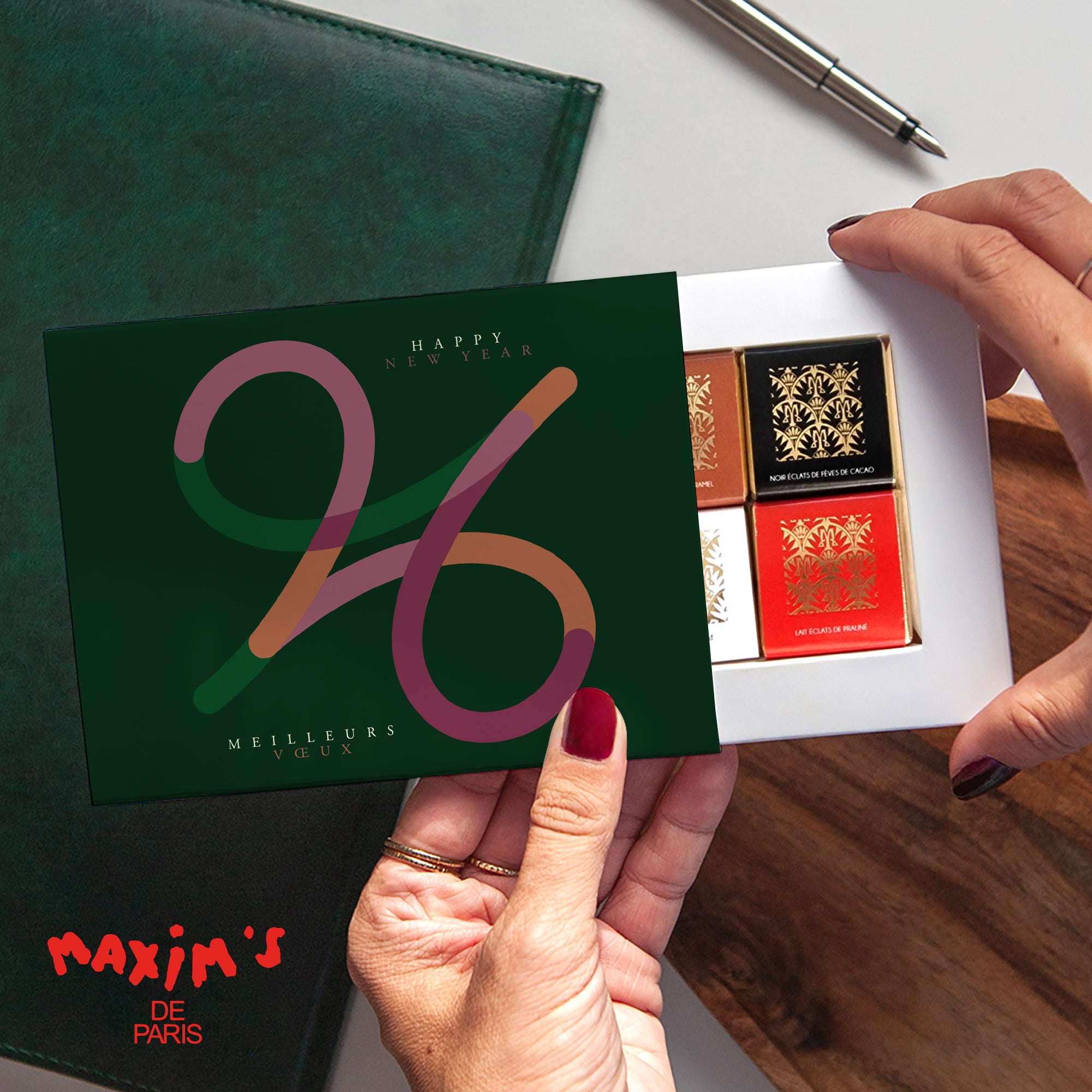 Courbe Continue | Vœux professionnels • Boite chocolat personnalisée • Maxim's de Paris photo N° 1