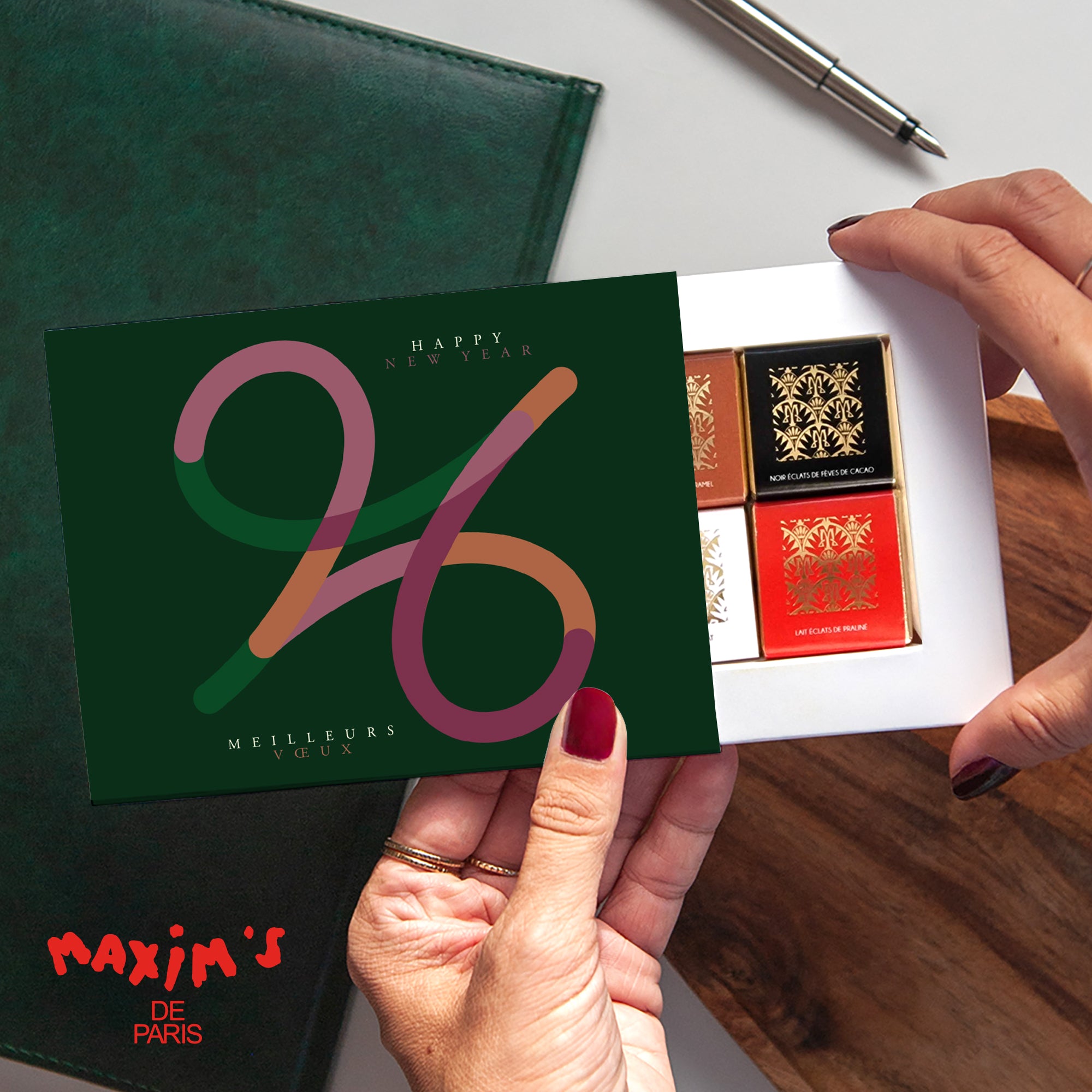 Courbe Continue | Vœux professionnels • Boite chocolat personnalisée • Maxim's de Paris photo N° 1