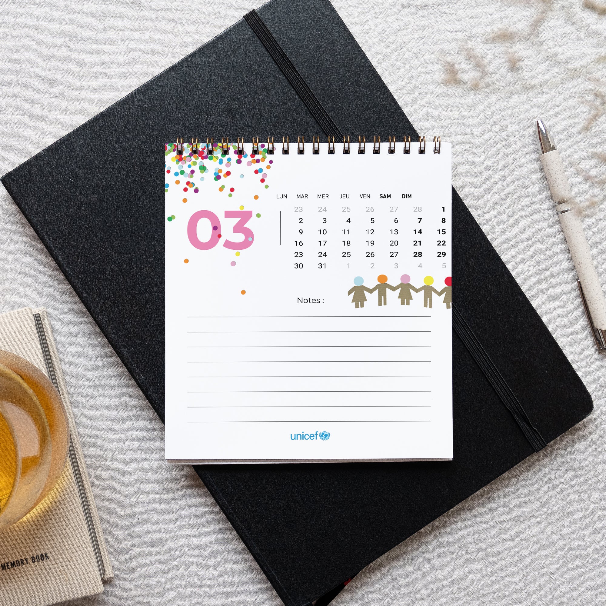 Un monde à célébrer | Vœux professionnels • Calendrier professionnel • Chevalet photo N° 3