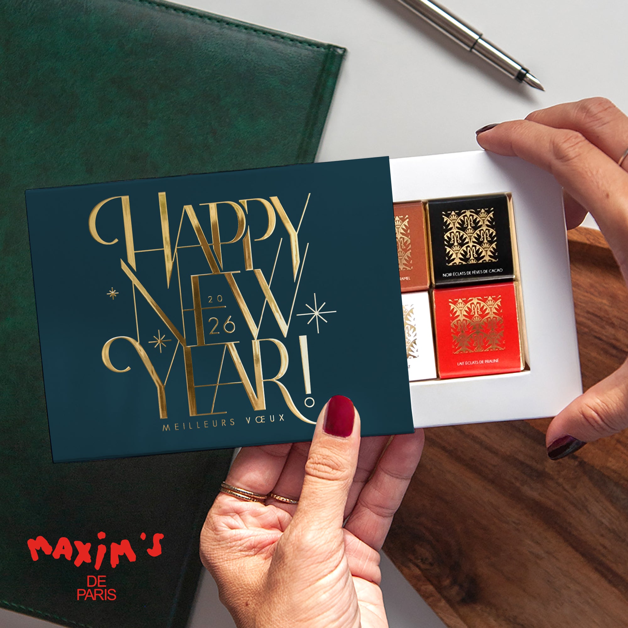 The full Golden Type | Vœux professionnels • Boite chocolat personnalisée • Maxim's de Paris photo N° 1