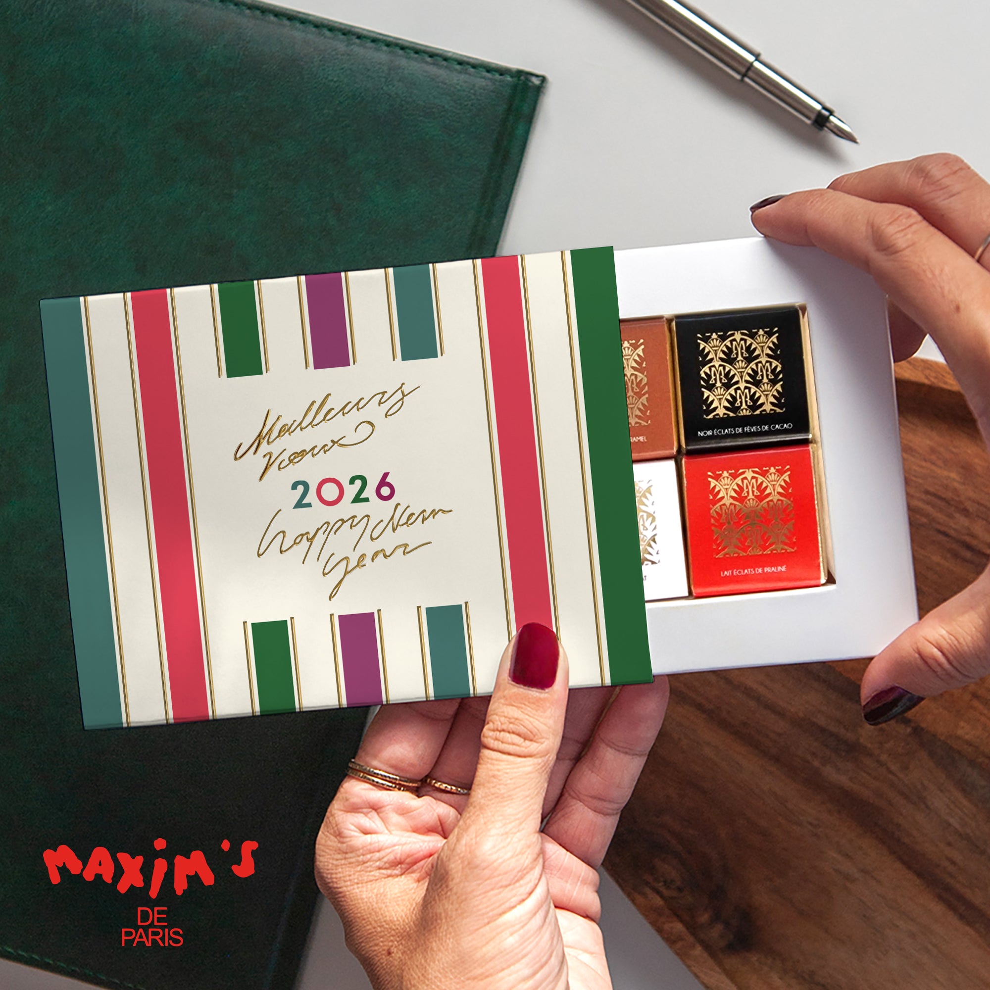 Rayures d’Hiver | Vœux professionnels • Boite chocolat personnalisée • Maxim's de Paris photo N° 1