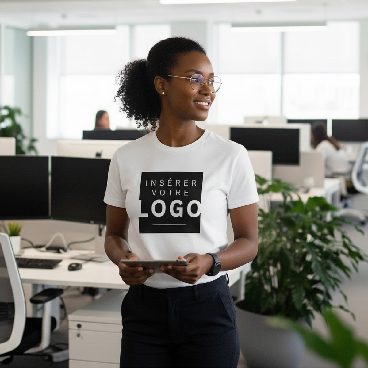 Essentiels Pro | Cadeau entreprise • Tshirt • Recto photo N° 1