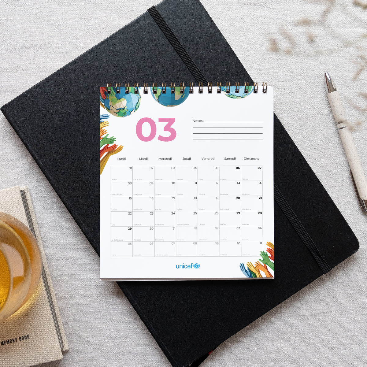 Unis pour le Monde | Vœux professionnels • Calendrier professionnel • Chevalet photo N° 3