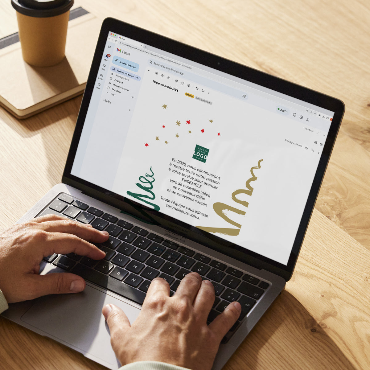 Sapin à la main | Vœux professionnels • Carte virtuelle photo N° 3