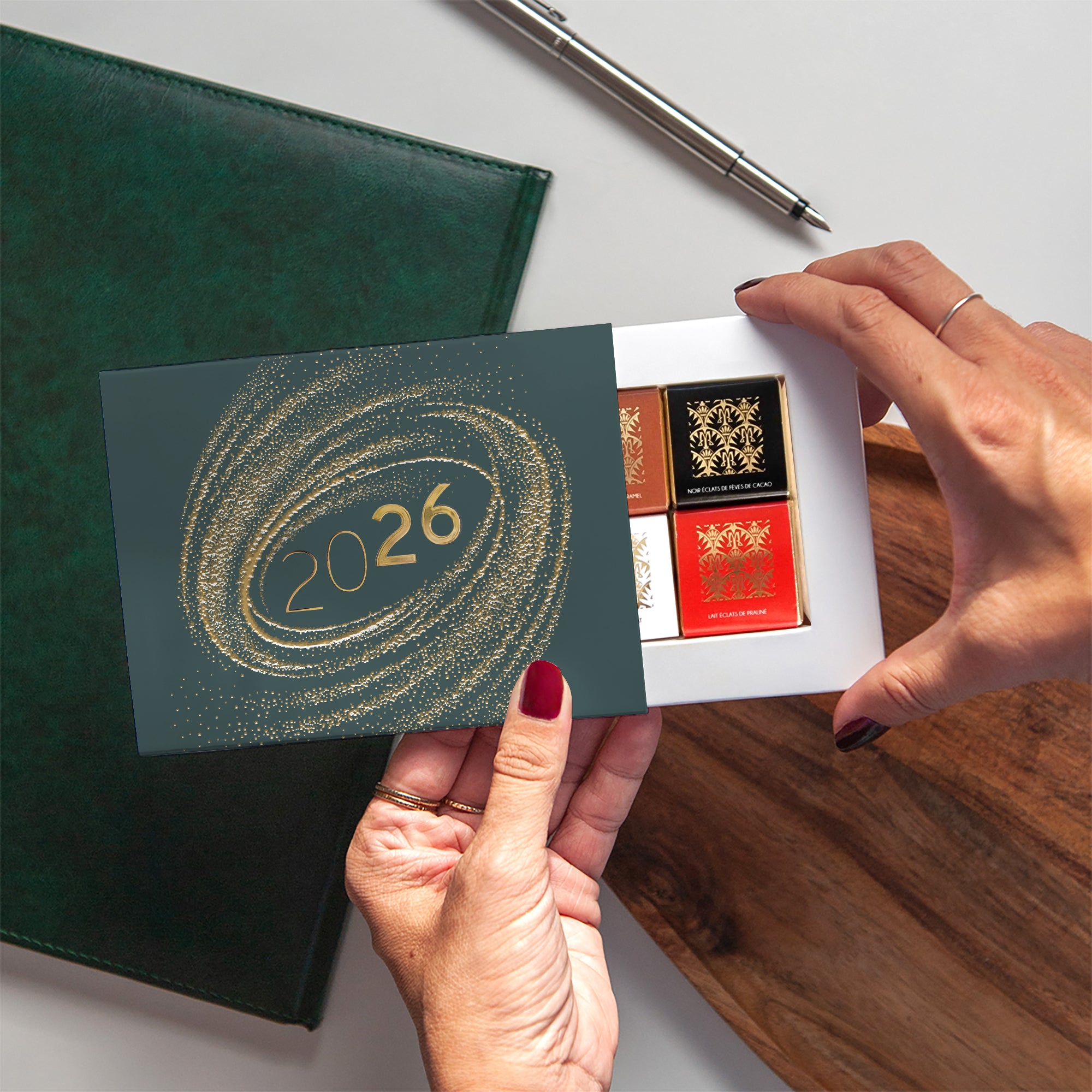 Tourbillon d'or | Vœux professionnels • Carte chocolats • Maxim's de Paris photo N° 2