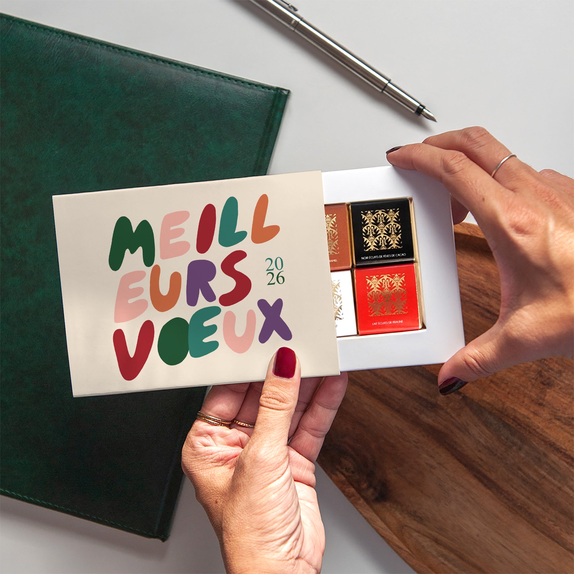 Lettres & Couleurs | Vœux professionnels • Carte chocolats • Maxim's de Paris photo N° 2