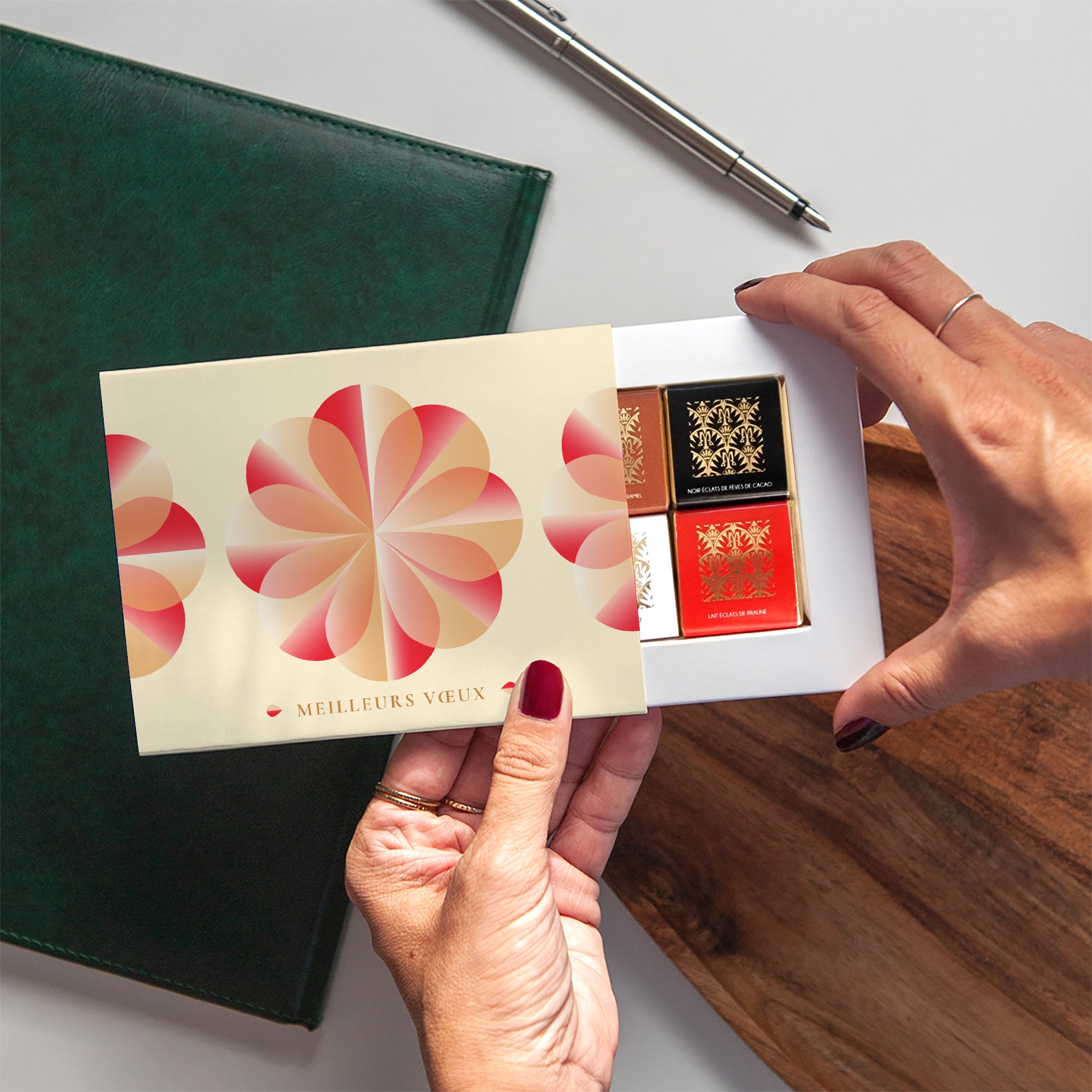 Géométrie Florale | Vœux professionnels • Carte chocolats • Maxim's de Paris photo N° 2