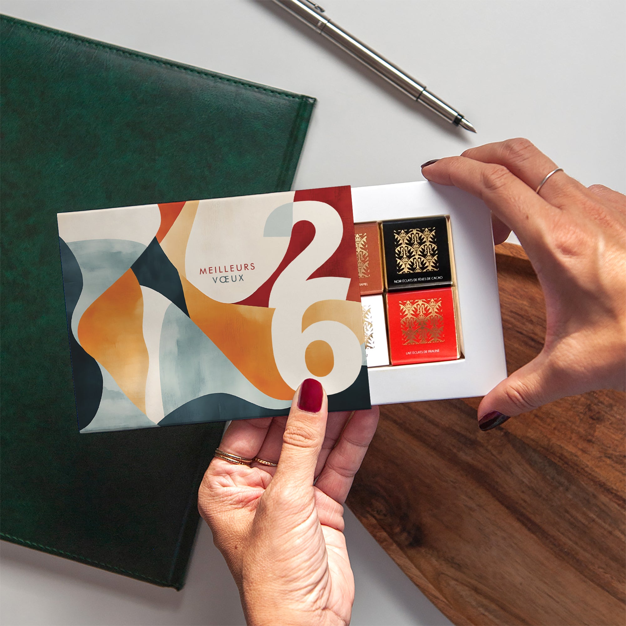 Abstraction colorée | Vœux professionnels • Carte chocolats • Maxim's de Paris photo N° 2