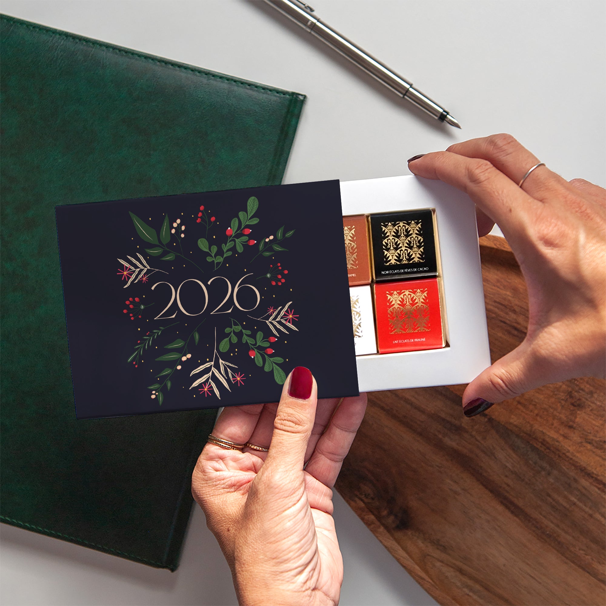 Brindilles de Noël | Vœux professionnels • Carte chocolats • Maxim's de Paris photo N° 2