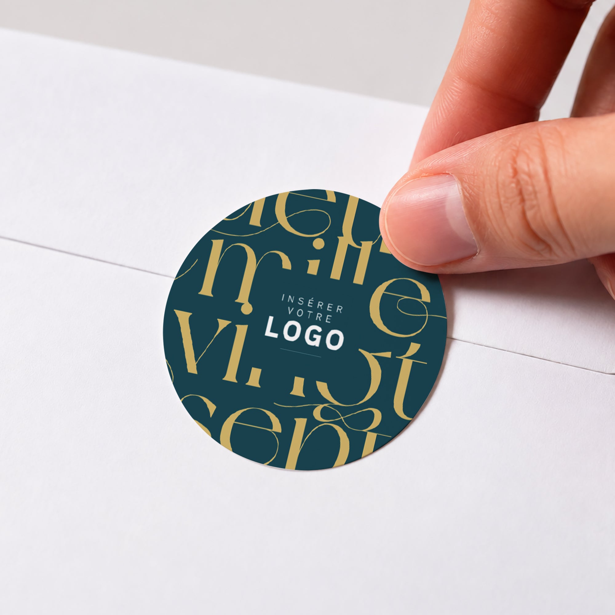 Full golden typo | Vœux professionnels • Sticker • Rond photo N° 1