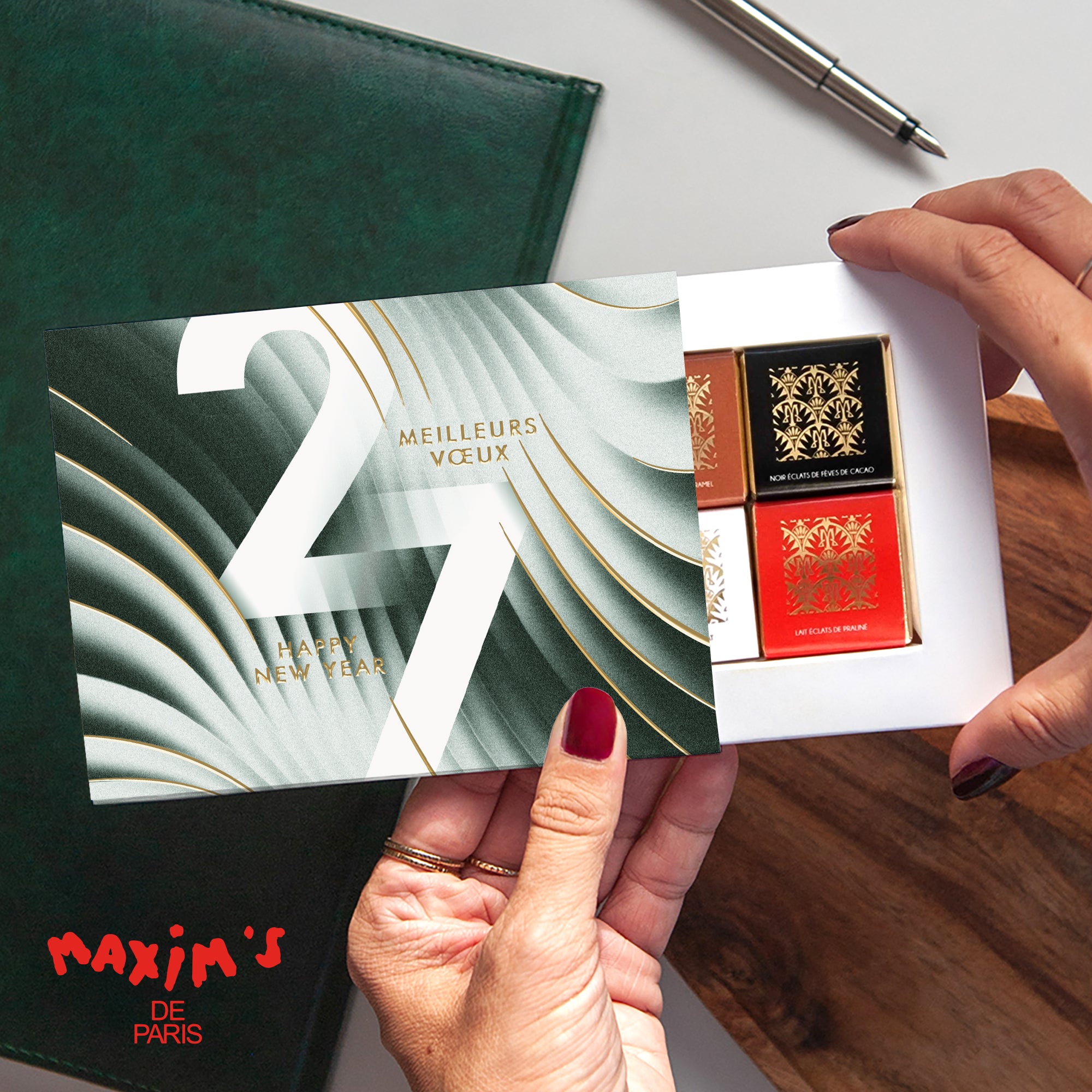 Ondes Graphiques | Vœux professionnels • Boite chocolat personnalisée • Chocolats Maxim's photo N° 1
