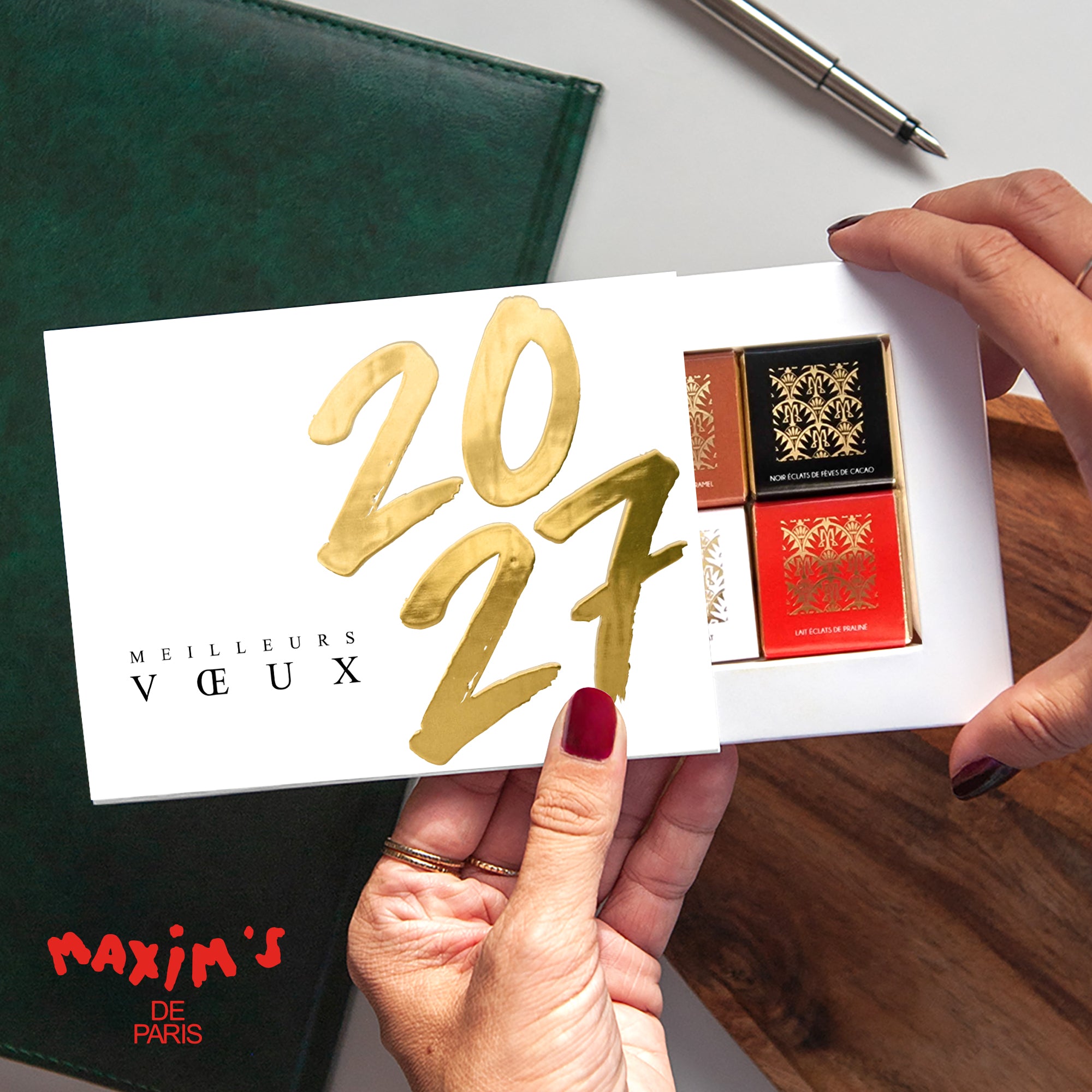 Écriture d’Or | Vœux professionnels • Boite chocolat personnalisée • Chocolats Maxim's photo N° 1
